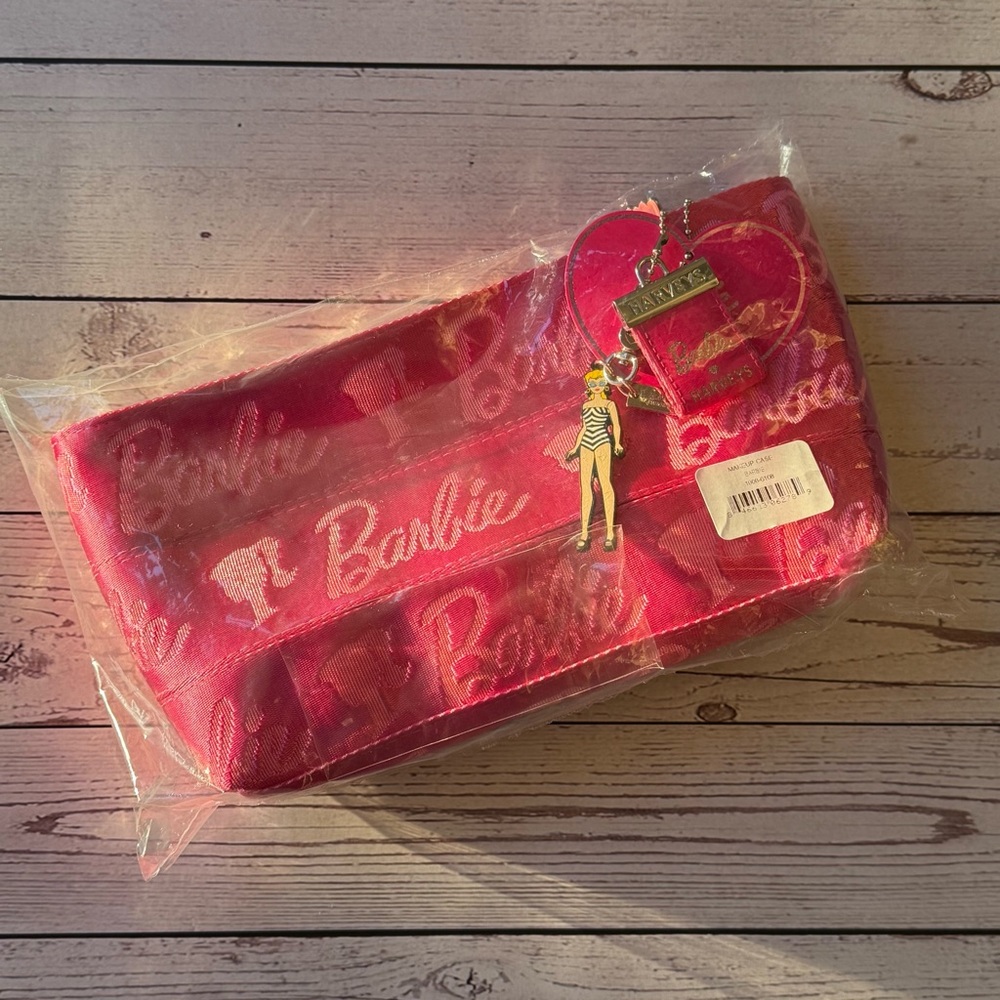 Harvey’s Makeup Case Barbie NIP